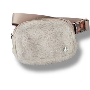 Lululemon Everywhere Fleece Belt Bag In Natural Ivory/ Trench Fanny Pack